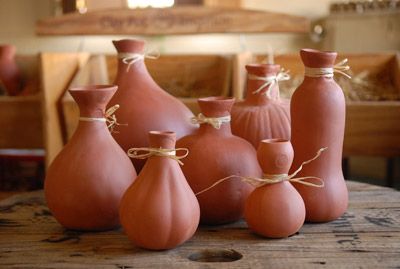 Earthen-Irrigation-Pot
