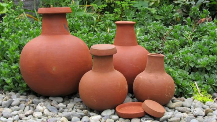 Olla-Irrigation-Pots